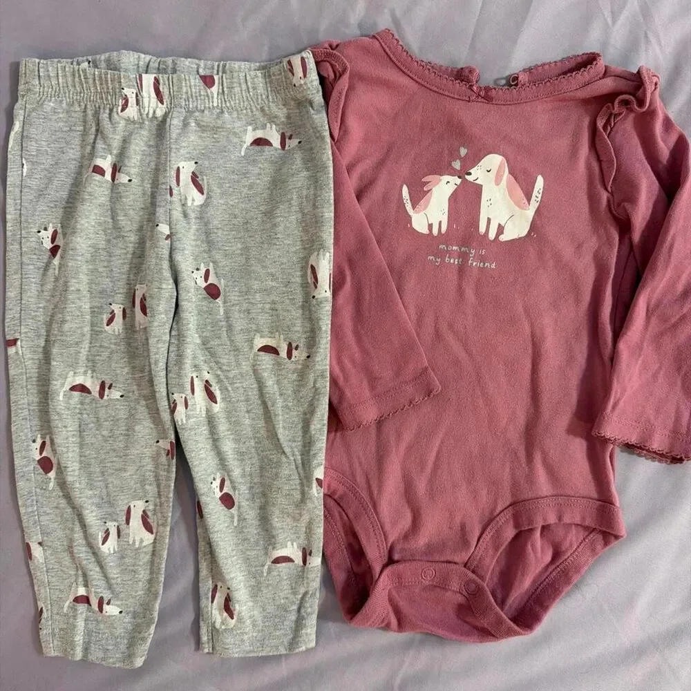 Carter-s Baby Girls 2pc outfit size 12 months